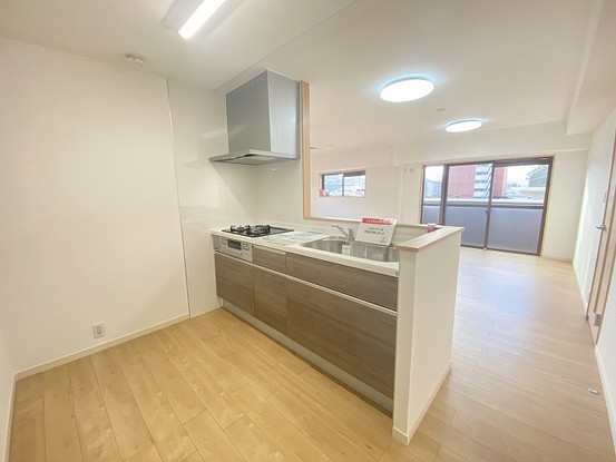 apartment 愛媛県松山市萱町６丁目
地図を見る