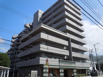 apartment 愛媛県松山市清水町３丁目
地図を見る