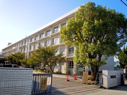 apartment 愛媛県松山市安城寺町
地図を見る