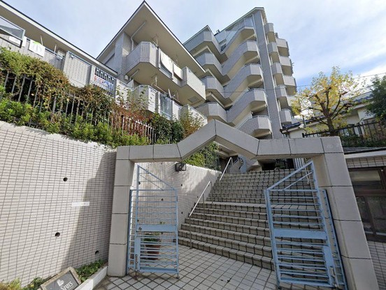 apartment 埼玉県ふじみ野市霞ケ丘１丁目2-27 ココネ上福岡1F