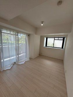 apartment 埼玉県ふじみ野市霞ケ丘１丁目2-27 ココネ上福岡1F