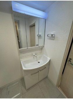 apartment 埼玉県ふじみ野市霞ケ丘１丁目2-27 ココネ上福岡1F
