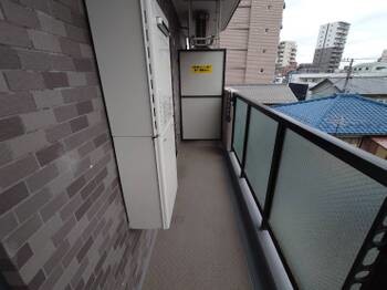 apartment 東京都足立区千住２丁目8-8 熊倉ﾋﾞﾙ2nd 1F