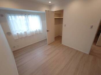 apartment 東京都足立区千住２丁目8-8 熊倉ﾋﾞﾙ2nd 1F