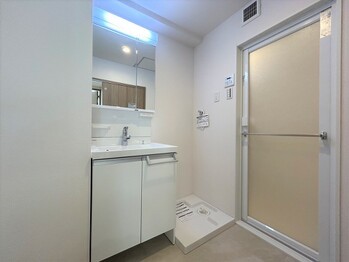 apartment 東京都足立区千住２丁目8-8 熊倉ﾋﾞﾙ2nd 1F