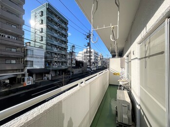 apartment 東京都足立区千住２丁目8-8 熊倉ﾋﾞﾙ2nd 1F