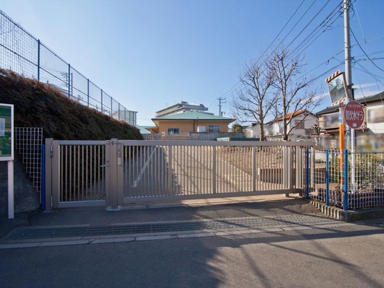 apartment 埼玉県所沢市大字下安松
地図を見る