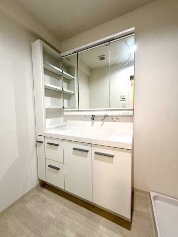 apartment 神奈川県横浜市都筑区中川中央１丁目1-3 ショッピングタウンあいたい5階