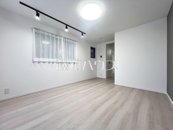 townhouse 東京都調布市仙川町１丁目19-6　ティー・エムプラス2階