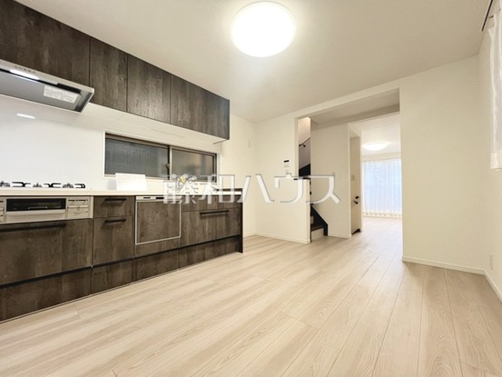 townhouse 東京都調布市仙川町１丁目19-6　ティー・エムプラス2階
