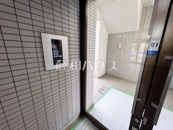 apartment 東京都調布市仙川町１丁目19-6　ティー・エムプラス2階