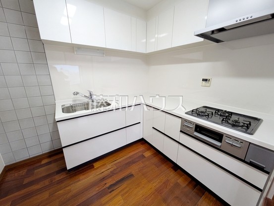 apartment 東京都調布市仙川町１丁目19-6　ティー・エムプラス2階