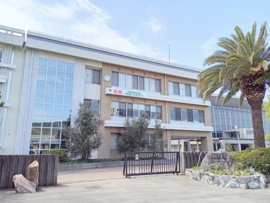 detached 香川県綾歌郡宇多津町岩屋
地図を見る