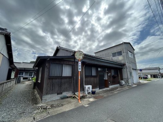 detached 大分県中津市中殿町３丁目1-1　グリーンパレス中津壱番館1階　102号