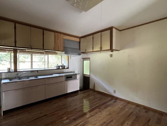 detached 大分県中津市中殿町３丁目1-1　グリーンパレス中津壱番館1階　102号