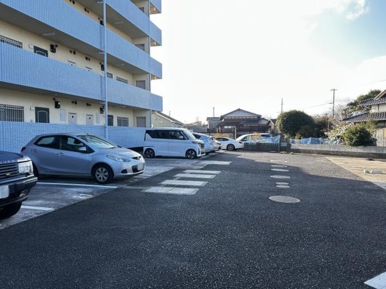 apartment 大分県中津市中殿町３丁目1-1　グリーンパレス中津壱番館1階　102号