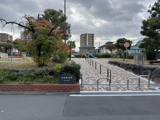 apartment 大阪府東大阪市南荘町
地図を見る