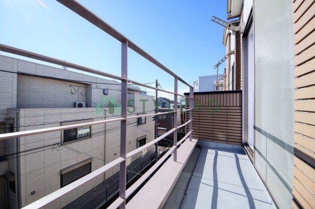 townhouse 神奈川県横浜市西区楠町16-1 CITY　BLDG　3F