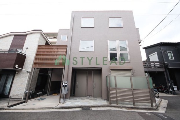 townhouse 神奈川県横浜市西区楠町16-1 CITY　BLDG　3F