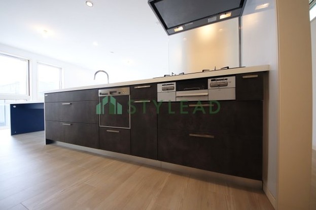 townhouse 神奈川県横浜市西区楠町16-1 CITY　BLDG　3F
