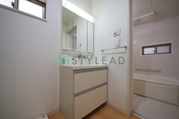 townhouse 神奈川県横浜市西区楠町16-1 CITY　BLDG　3F