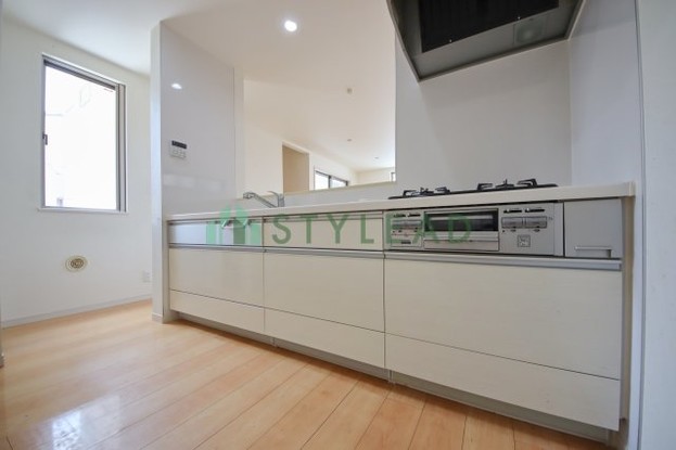 townhouse 神奈川県横浜市西区楠町16-1 CITY　BLDG　3F