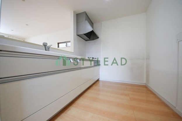 townhouse 神奈川県横浜市西区楠町16-1 CITY　BLDG　3F