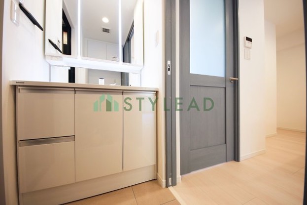 apartment 神奈川県横浜市西区楠町16-1 CITY　BLDG　3F