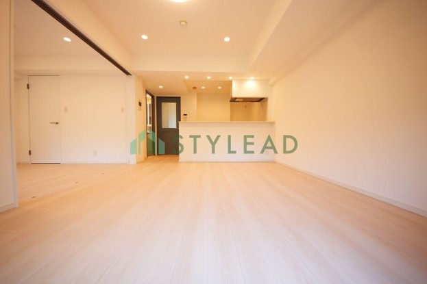 apartment 神奈川県横浜市西区楠町16-1 CITY　BLDG　3F