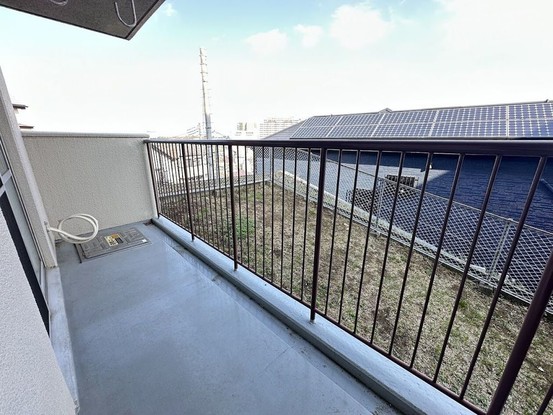 apartment 埼玉県入間市大字下藤沢1317-1 ヨークマート入間1階