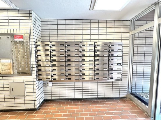 apartment 埼玉県入間市大字下藤沢1317-1 ヨークマート入間1階
