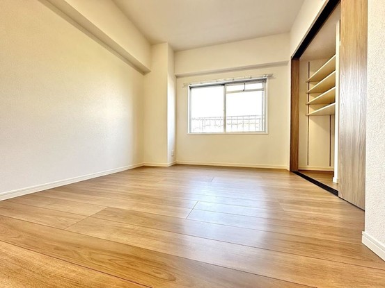 apartment 埼玉県入間市大字下藤沢1317-1 ヨークマート入間1階