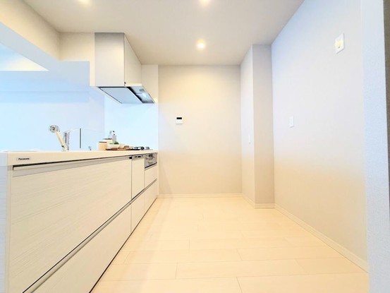apartment 埼玉県入間市大字下藤沢1317-1 ヨークマート入間1階