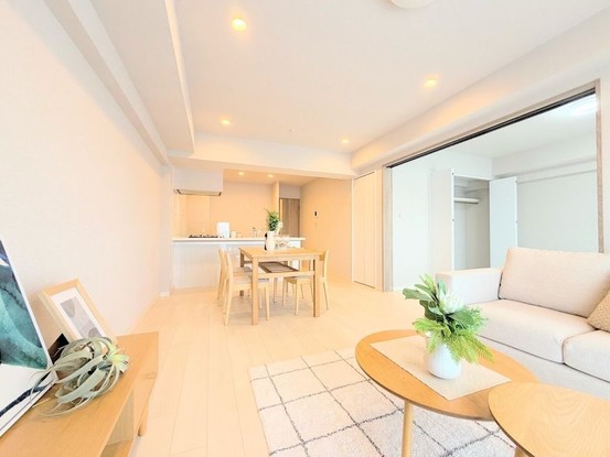 apartment 埼玉県入間市大字下藤沢1317-1 ヨークマート入間1階