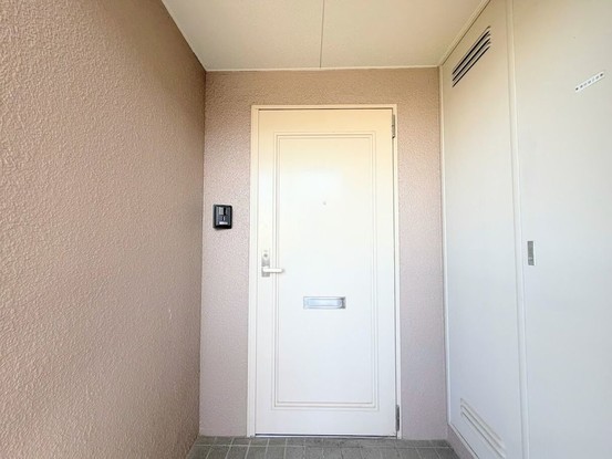 apartment 埼玉県入間市大字下藤沢1317-1 ヨークマート入間1階