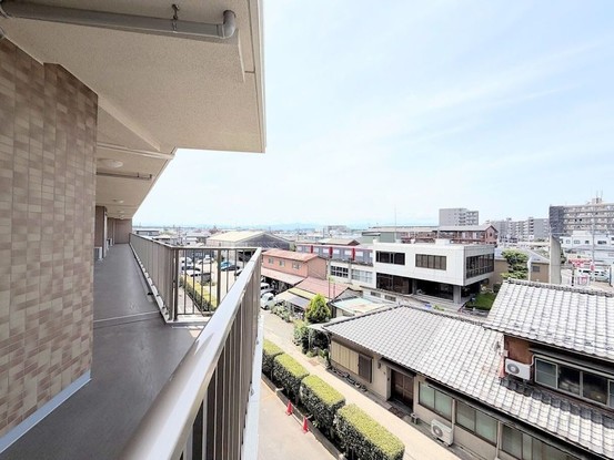 apartment 埼玉県入間市大字下藤沢1317-1 ヨークマート入間1階