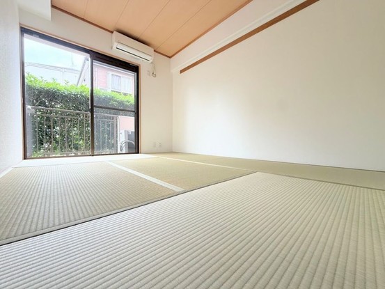 apartment 埼玉県入間市大字下藤沢1317-1 ヨークマート入間1階