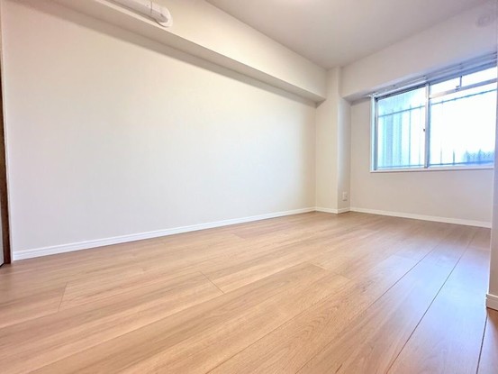 apartment 埼玉県入間市大字下藤沢1317-1 ヨークマート入間1階