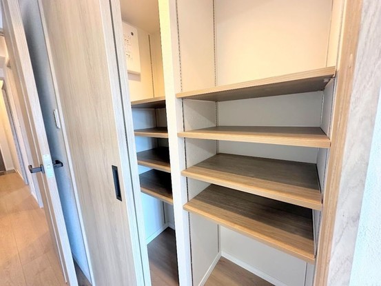 apartment 埼玉県入間市大字下藤沢1317-1 ヨークマート入間1階
