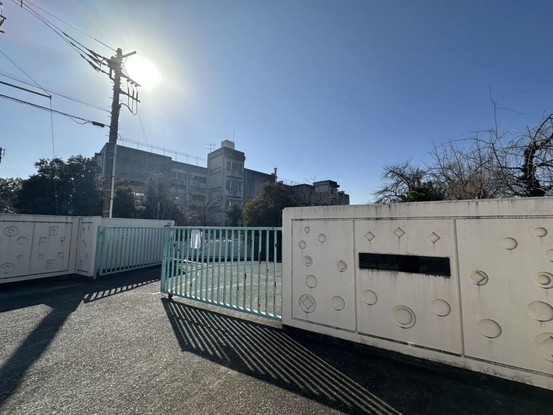 apartment 埼玉県入間市大字下藤沢1317-1 ヨークマート入間1階