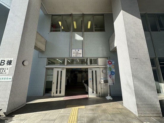 apartment 埼玉県入間市大字下藤沢1317-1 ヨークマート入間1階