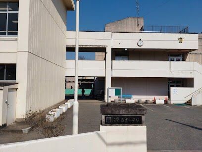 apartment 埼玉県入間市大字下藤沢1317-1 ヨークマート入間1階