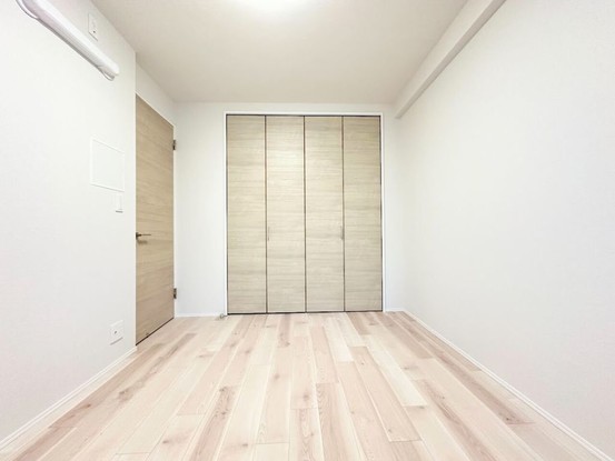 apartment 埼玉県入間市大字下藤沢1317-1 ヨークマート入間1階