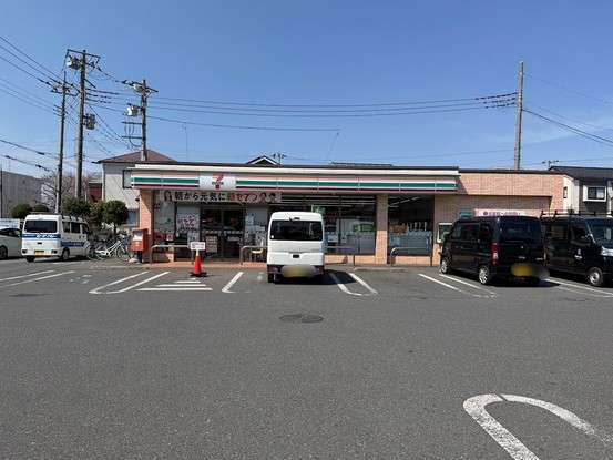 apartment 埼玉県入間市大字下藤沢1317-1 ヨークマート入間1階