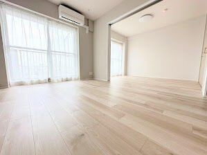 apartment 埼玉県入間市大字下藤沢1317-1 ヨークマート入間1階