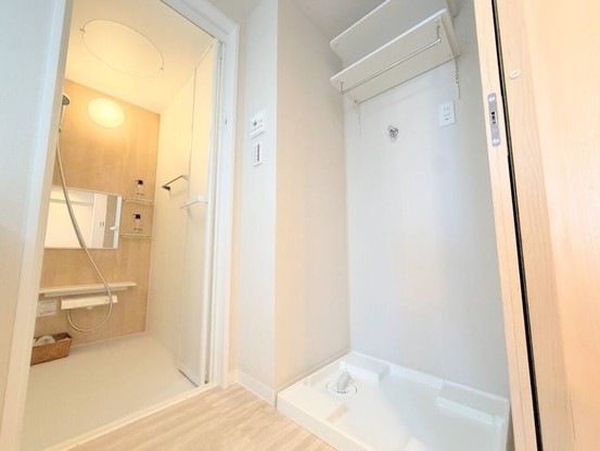 apartment 埼玉県入間市大字下藤沢1317-1 ヨークマート入間1階