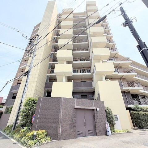 apartment 埼玉県入間市大字下藤沢1317-1 ヨークマート入間1階
