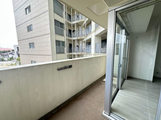 apartment 埼玉県入間市大字下藤沢1317-1 ヨークマート入間1階