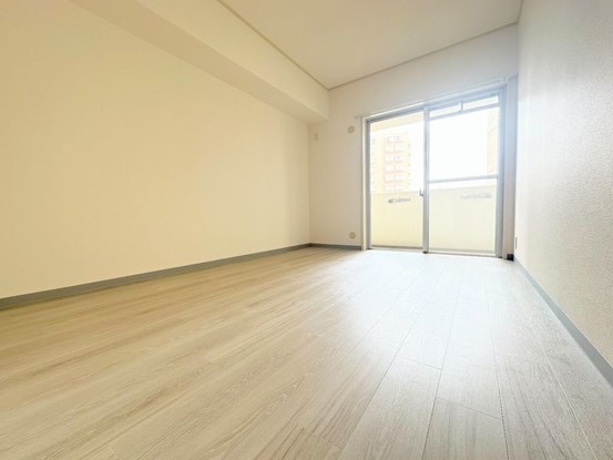 apartment 埼玉県入間市大字下藤沢1317-1 ヨークマート入間1階