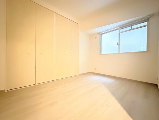 apartment 埼玉県入間市大字下藤沢1317-1 ヨークマート入間1階